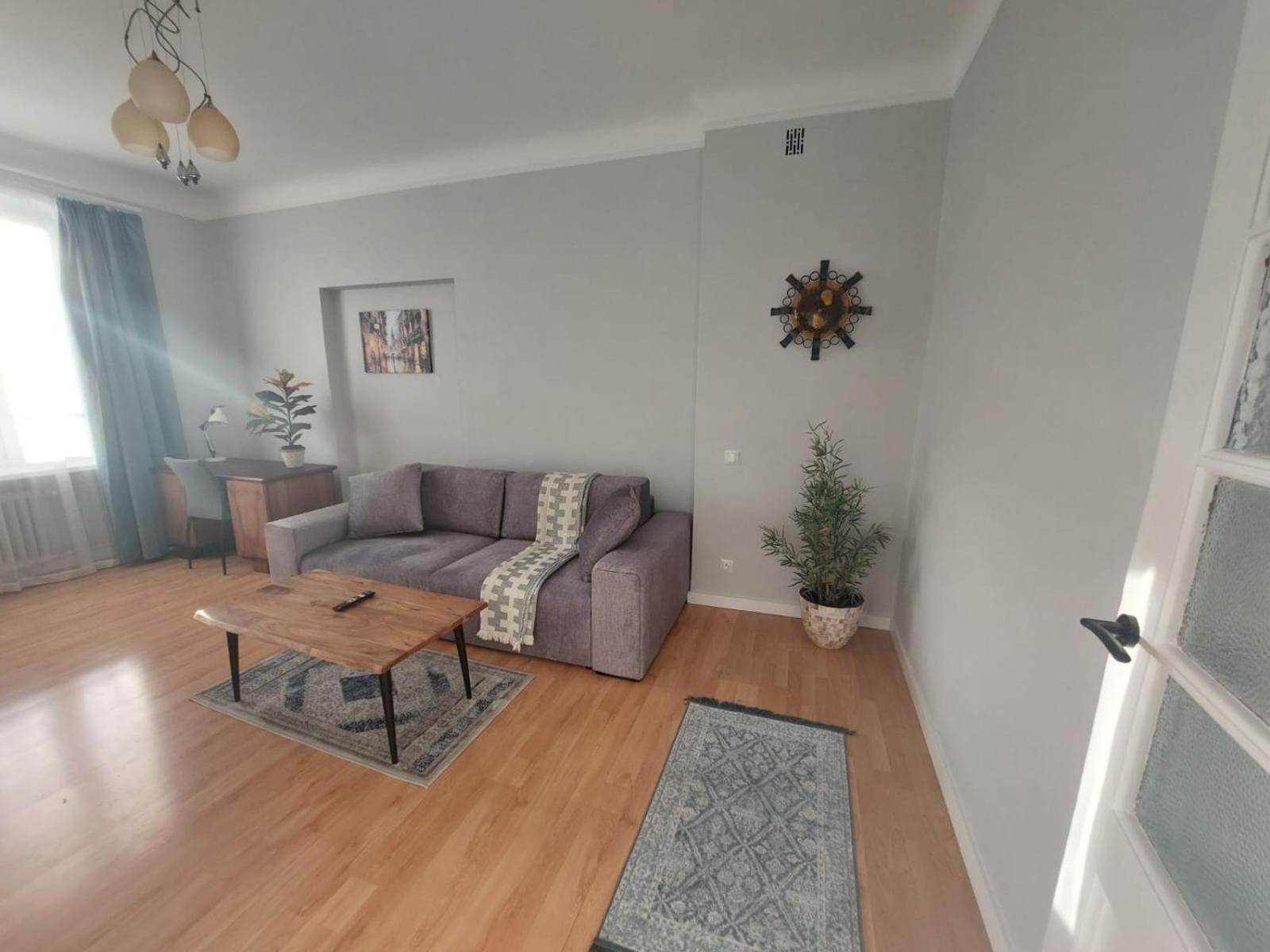 Stylish Bright Apartment Ochota With Balcony Varsovia Exterior foto